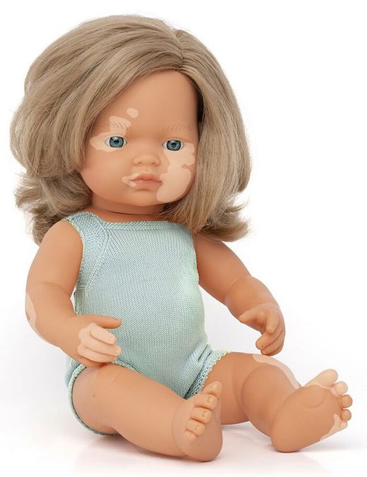 Muñeco con vitíligo 38 cm.