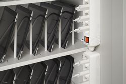 Armario cargador "TRAULAPM ECO" vertical - 36 tablets