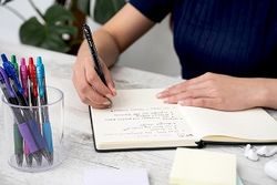 Bolígraf PILOT G-2, Negre