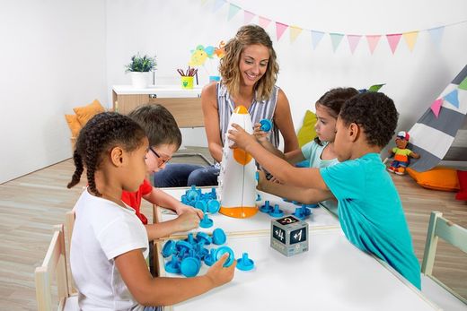 Matemáticas manipulativas con The Rocket 10