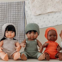 Conjunto punto pelele y diadema 21 cm.