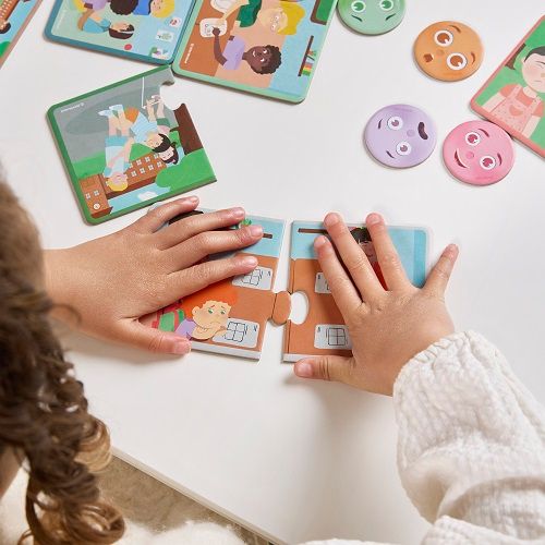 Juego de mesa contra el acoso escolar "Emotiduos"