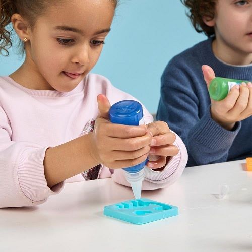 Jelly gloop: dino wold