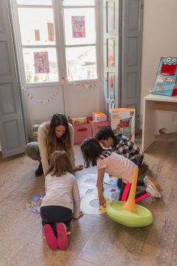 Joc baldufa relaxació i consciència Mindful Kids