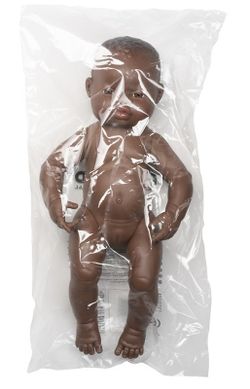 Nina recent nascuda nena africana 40 cm.