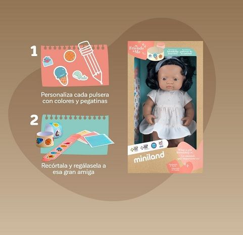 Nina llatina 38 cm MF&M