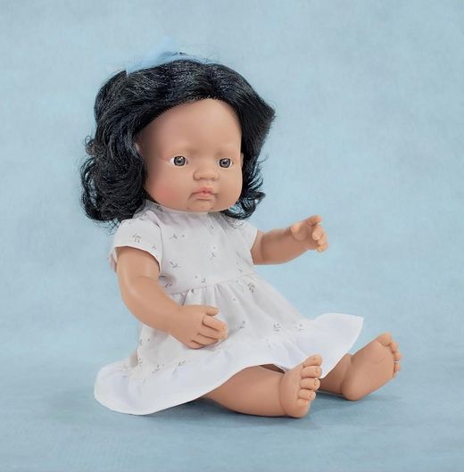 Nina llatina 38 cm MF&M