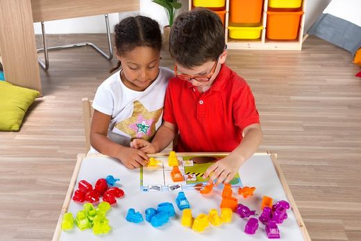 Joc matemàtic ordenar i comptar Vehicles