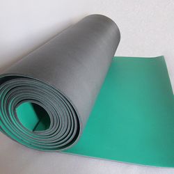 Rotllo foam escolar 10 x 1,3 m