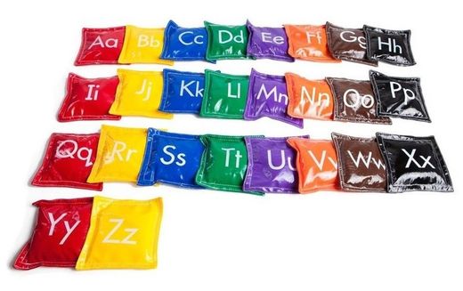 Saquitos letras BEAN BAGS