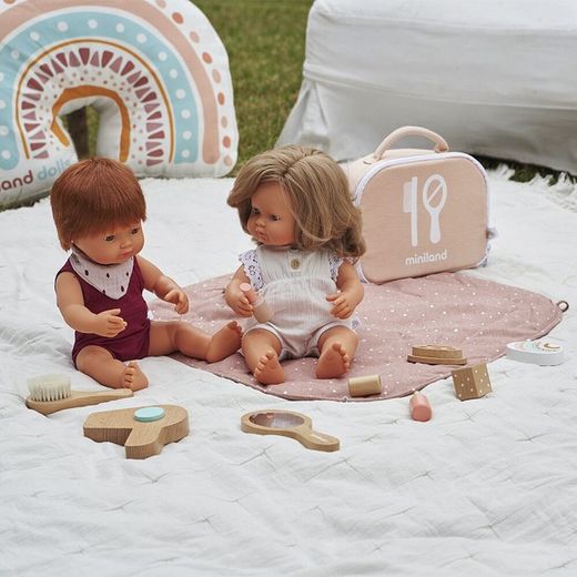 Set de bellesa de fusta per a ninots