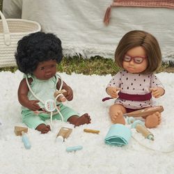 Set de metge de fusta per a ninots