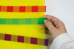 Tira de la tira traslúcido